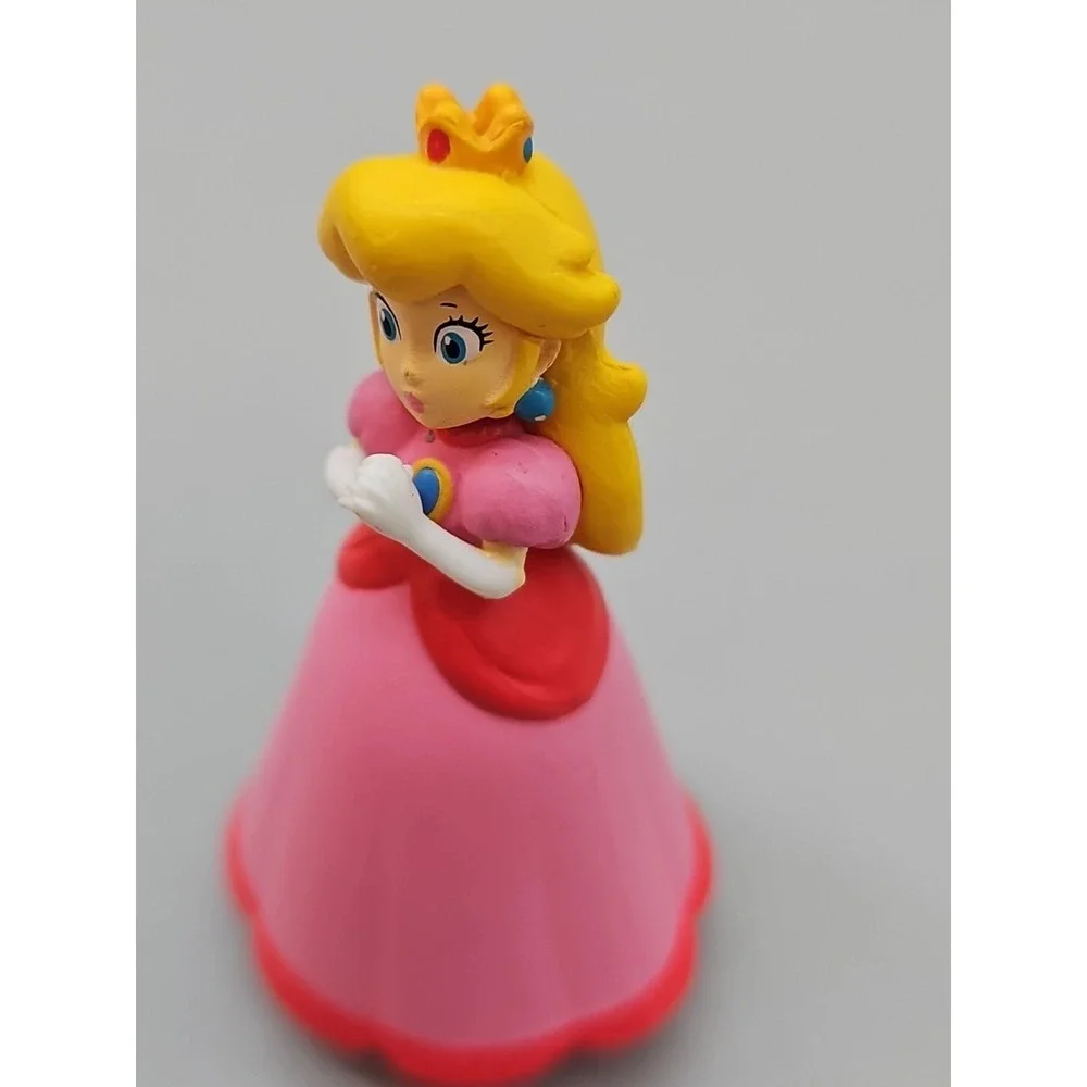 Nintendo Mario Princess Peach Figure 2